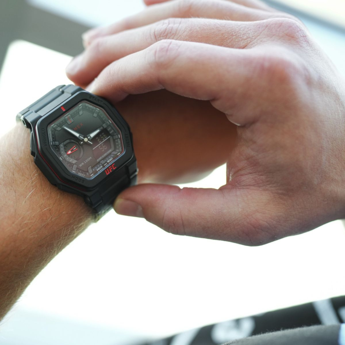Reloj para hombres Timex UFC Colossus