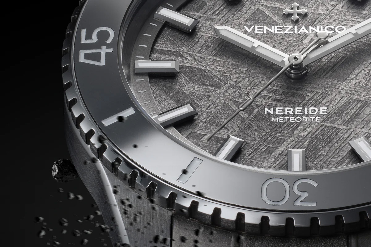 Venezianico Meteorite zoom bisel dial